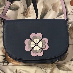 Chic Floral Crossbody Bag in Navy and Lavender